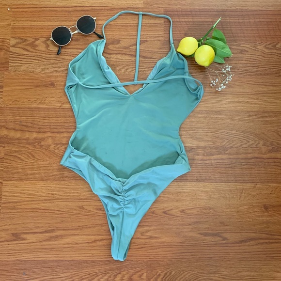 One piece swimsuit or bodysuit - Picture 2 of 2